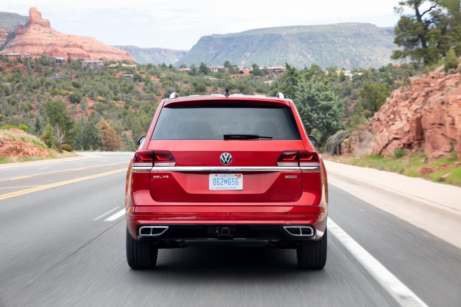  Volkswagen Atlas SEL V6 Premium 4Motion R-Line 2020 года  (фото 2 из 30)